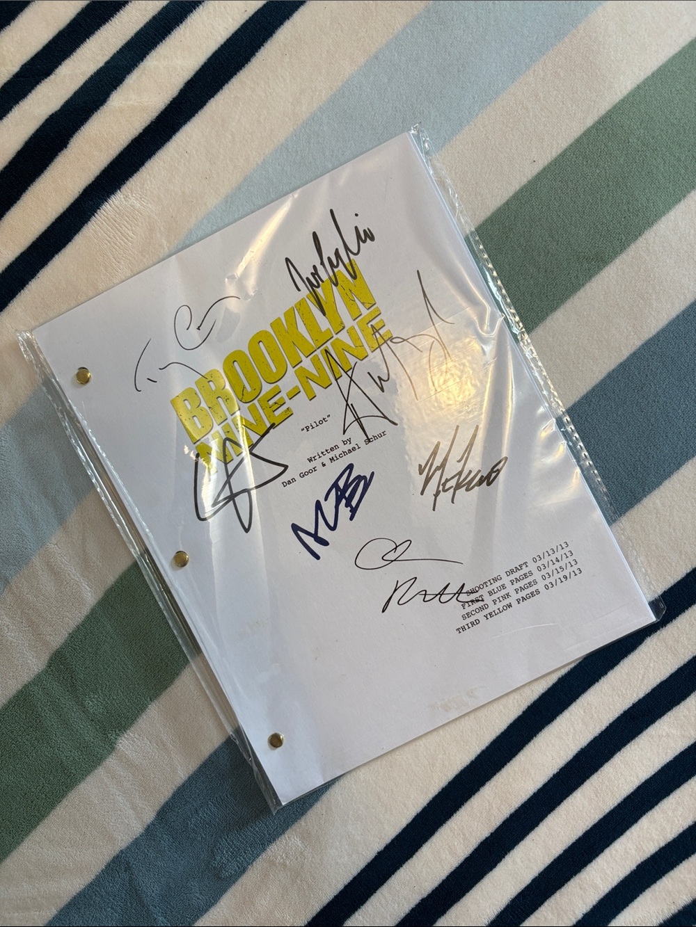 Brooklyn Nine-Nine Signed Script authenticated by autograph 101